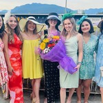 Stagiaires 2024 du bureau de Vancouver à l'événement Night at the Races.